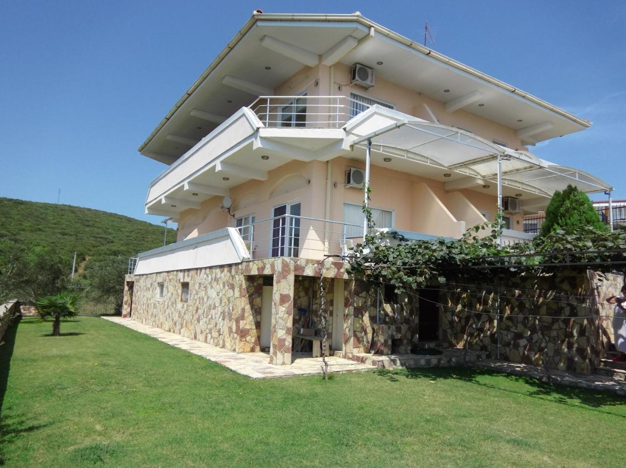Villa Daniela Apartments Nov Dojran Exteriör bild