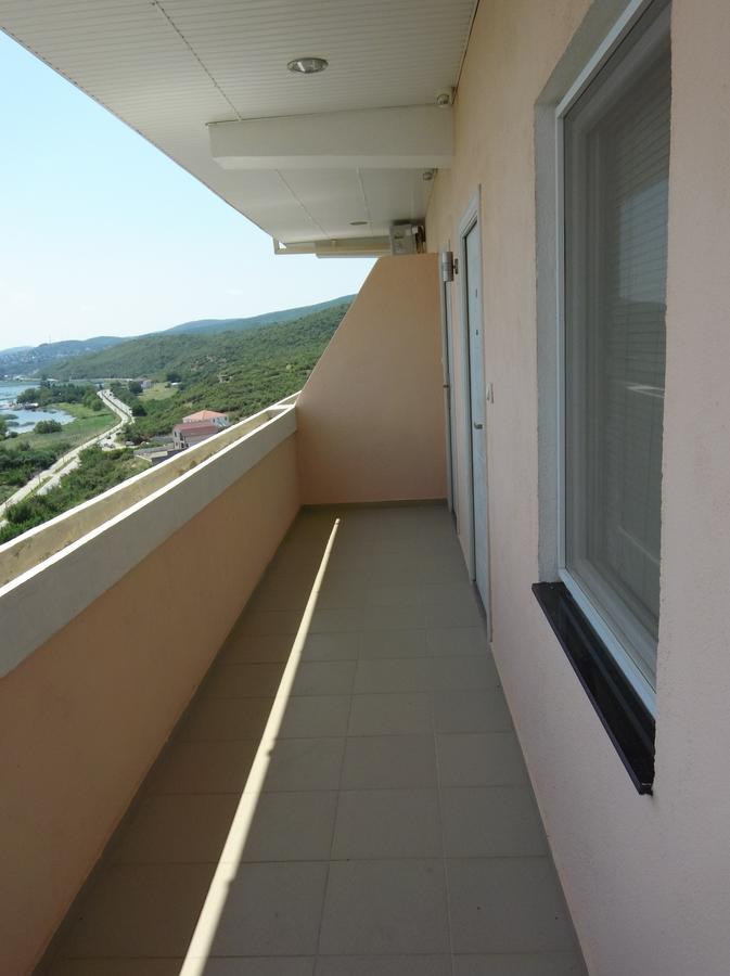 Villa Daniela Apartments Nov Dojran Exteriör bild